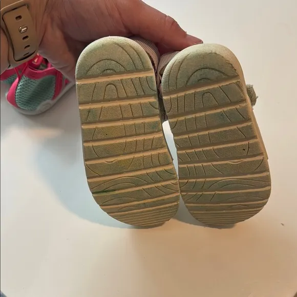 Toddler Girls Summer Sandals and Water shoes Size 5&amp;6