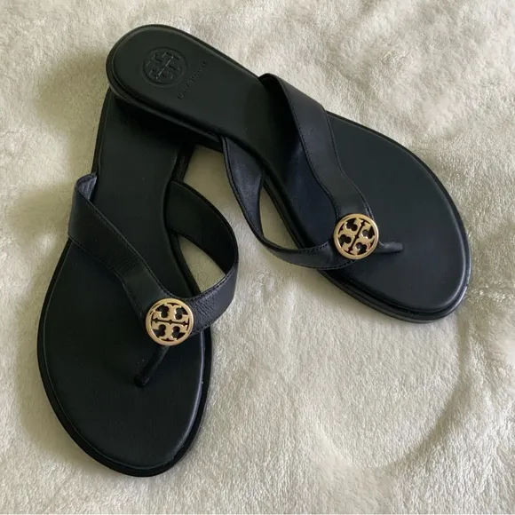 Tory Burch Black Leather Flip Flaps Sandals