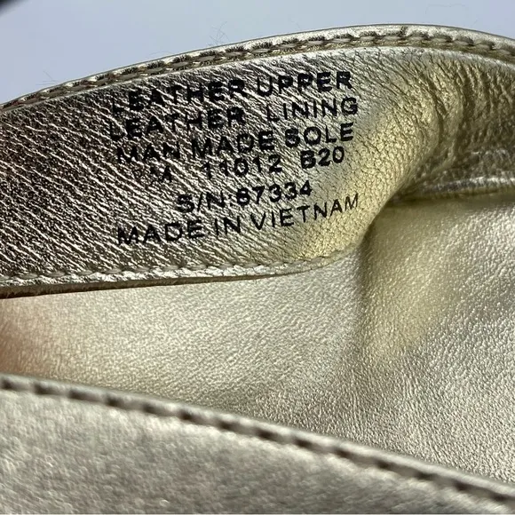 Tory‎ Burch Gold BentonLeather Flip Sandals *see note*