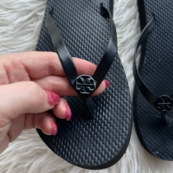 Tory Burch Leather strap Logo Wedge Flip Flops Sandals