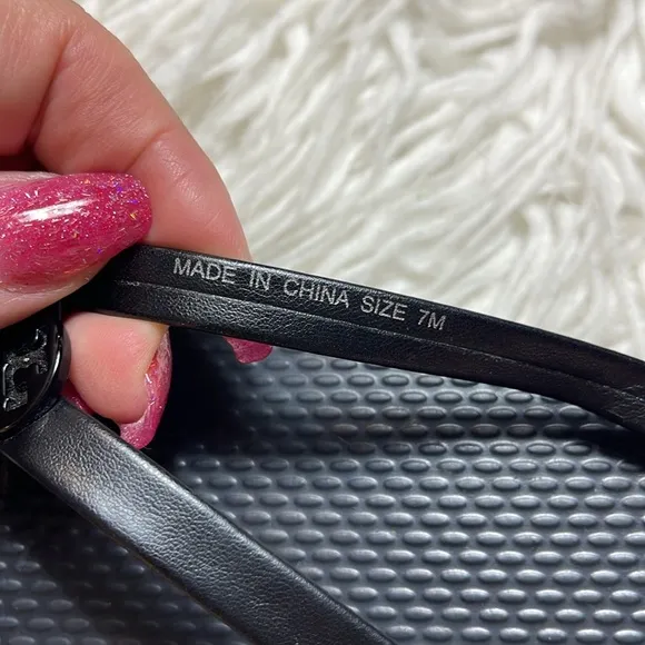 Tory Burch Leather strap Logo Wedge Flip Flops Sandals