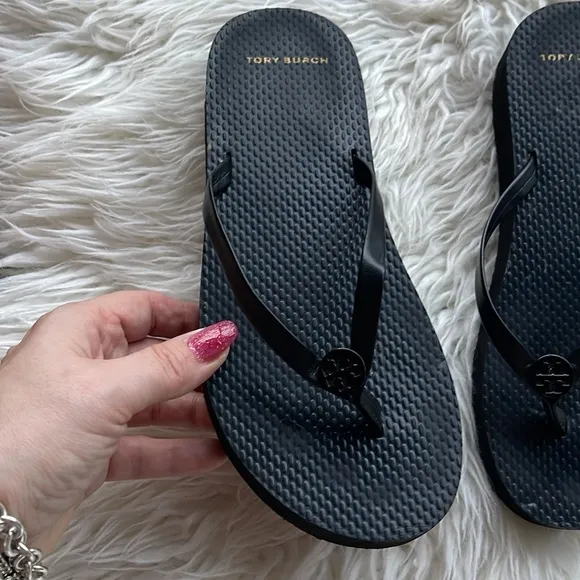 Tory Burch Leather strap Logo Wedge Flip Flops Sandals