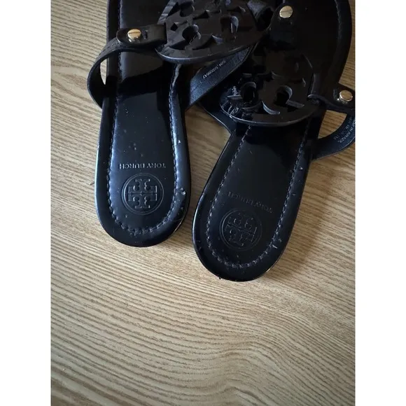 TORY BURCH Miller Black Patent Leather Flip Flop Sandals Women Size 7 M