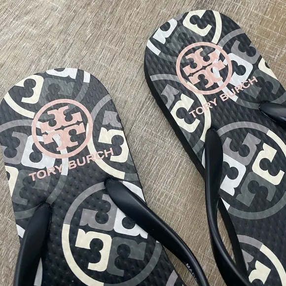 TORY BURCH | Thin Flip Flop Flat Sandals Black Logo Size 5