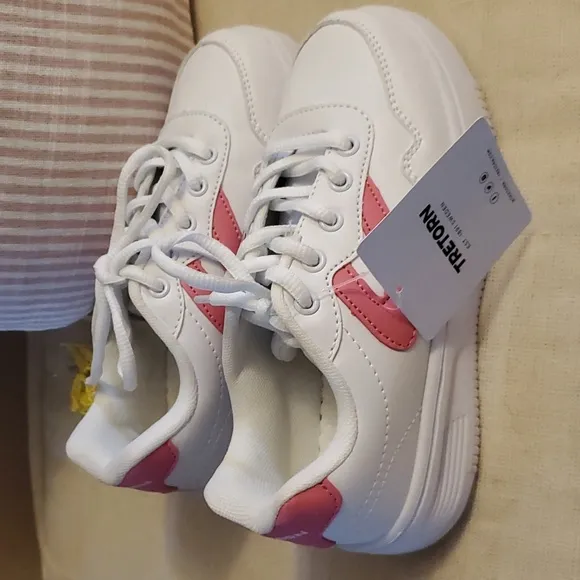 Tretorn Girl's Athletic Shoes Lace Up Sneakers Brianna White/Pink