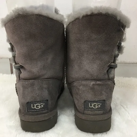 UGG 1018629 Constantine Gray Short Boots Size 6