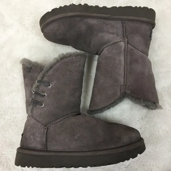 UGG 1018629 Constantine Gray Short Boots Size 6