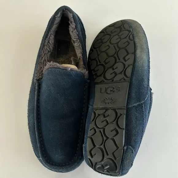 Ugg Ascot Slipper Size 10