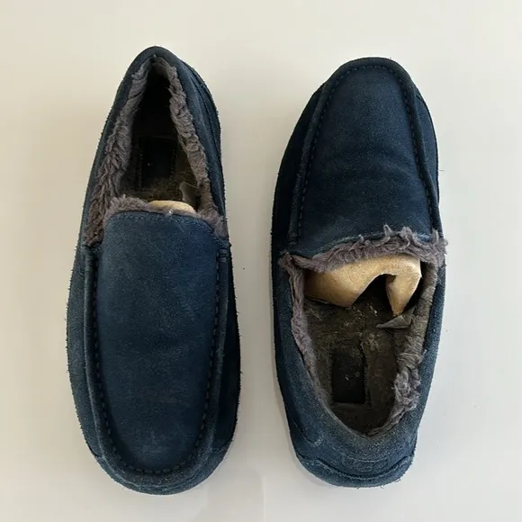 Ugg Ascot Slipper Size 10