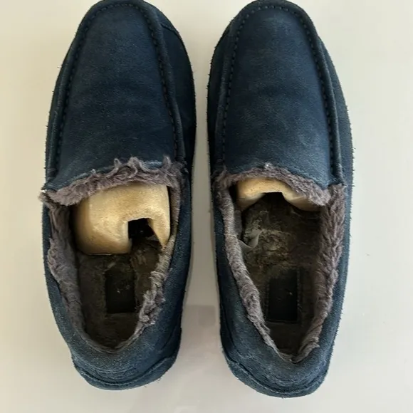 Ugg Ascot Slipper Size 10
