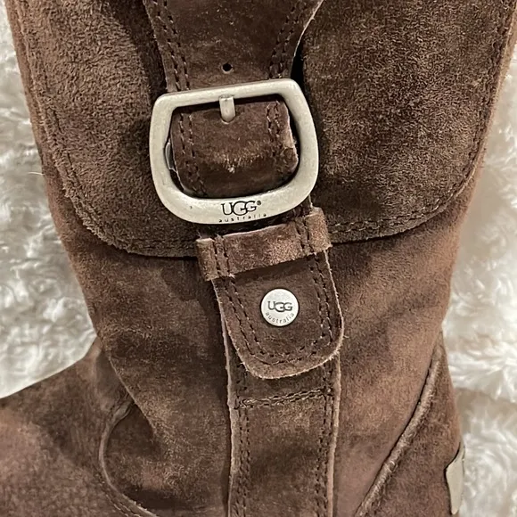 UGG Australia Cargo III 3 Tall Boots Brown Buckle Side Zipper size 5 Style #5132
