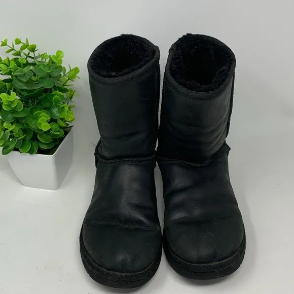 UGG Australia Classic Leather Short Boots