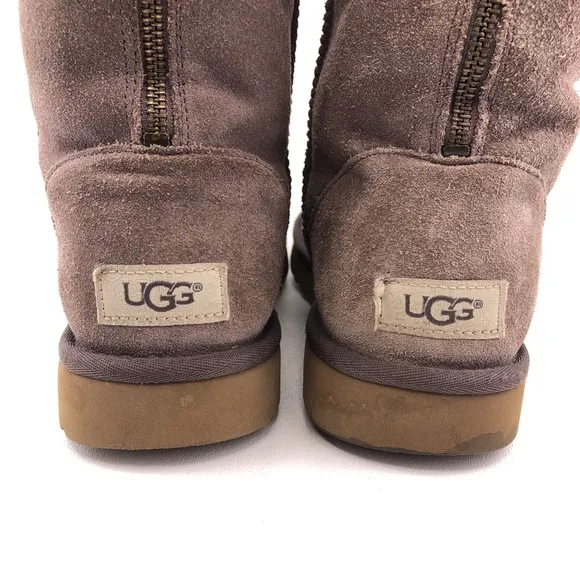 UGG Australia Classic Short Zip Sheepskin Winter Boots 10