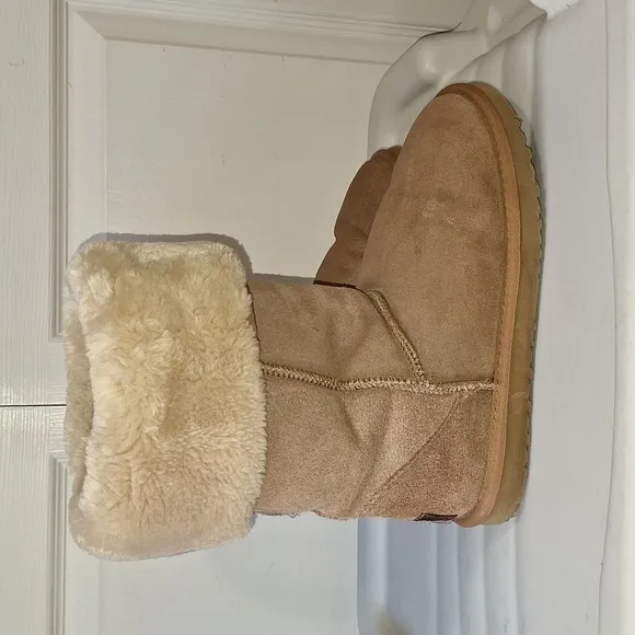 UGG Australia classic tall suede sheepskin leather faux fur boots - 9 -  tan