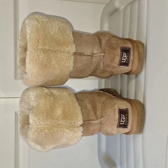 UGG Australia classic tall suede sheepskin leather faux fur boots - 9 -  tan