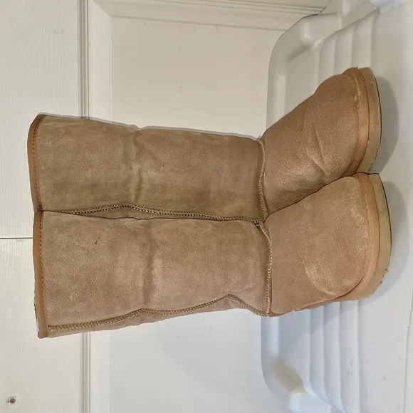 UGG Australia classic tall suede sheepskin leather faux fur boots - 9 -  tan