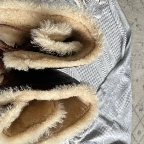 UGG Australia Women’s Tularosa Aztec Boots Tall Brown Leather Sz 10 Sherpa Lined