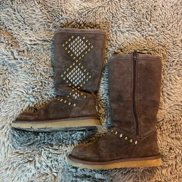 UGG Avondale Studded Brown Suede Boots size 8