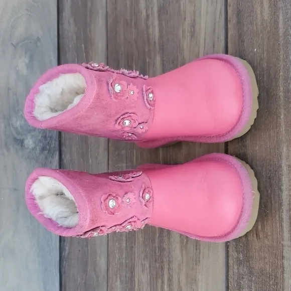 Ugg Azalea Kids Girls Classic Short II Ankle Boots Flowers Petal Shoes sz 7