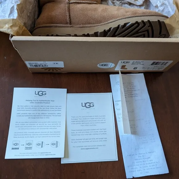 UGG bailey button short boot chestnut 6 6.5