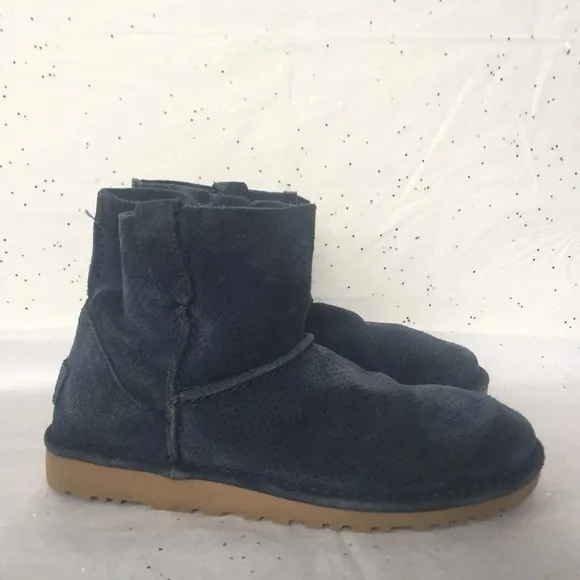 Ugg Blue Suede Perforated Mini Short Ankle Boots - Size 7 Unlined Rubber Sole