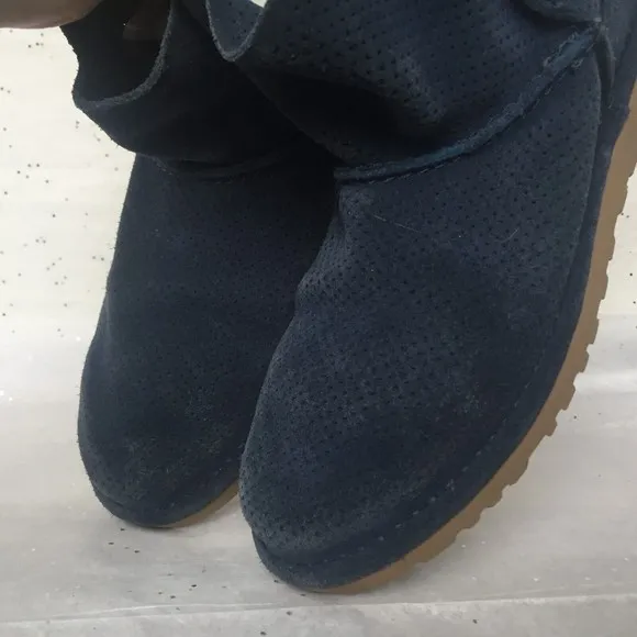 Ugg Blue Suede Perforated Mini Short Ankle Boots - Size 7 Unlined Rubber Sole