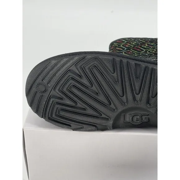 Ugg Boots Women Size 6 Black Rainbow Stitch Classic II Short Suede New