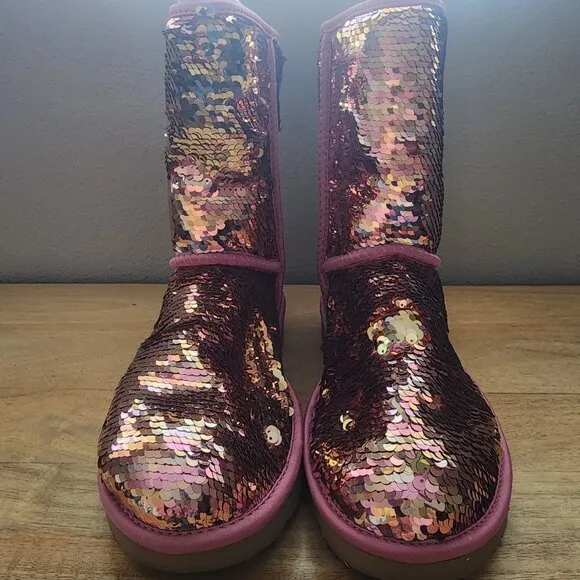 UGG Classic Pink Short Sequin Boots Womens Sz 10 | NEW w/ Box
