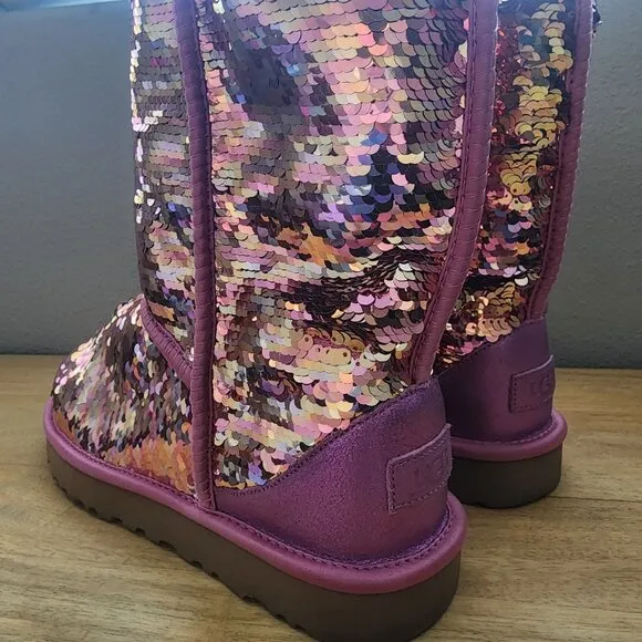 UGG Classic Pink Short Sequin Boots Womens Sz 10 | NEW w/ Box