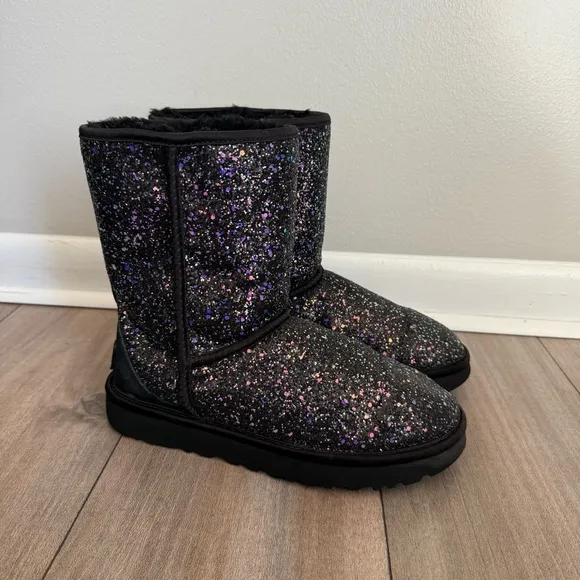UGG CLASSIC SHORT COSMOS PURPLE BLACK SPARKLE BOOTS leather sheepskin RARE sz 7