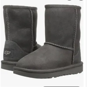 UGG Classic Short Gray Toddler Girls Boots Size 10