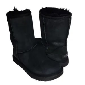 UGG Classic Short II Black  Shearling Lined ‎ Ankle Boots Women’s Size 7