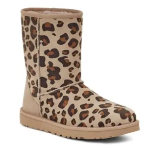 UGG Classic Short II Booties Leopard Print Suede Beige Boots Size 7 NEW