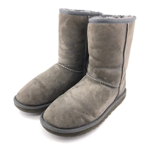 UGG Classic Short Sheepskin Winter Boots 6