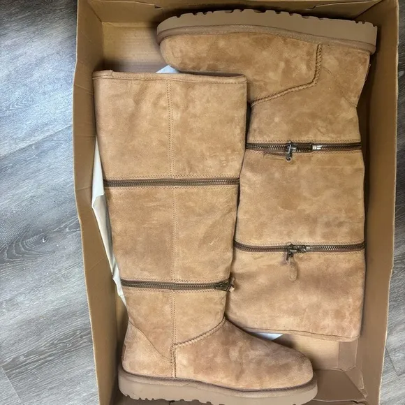 UGG | Classic Ultra Tall Boots In Chestnut With Zipper Details NEW Size 6