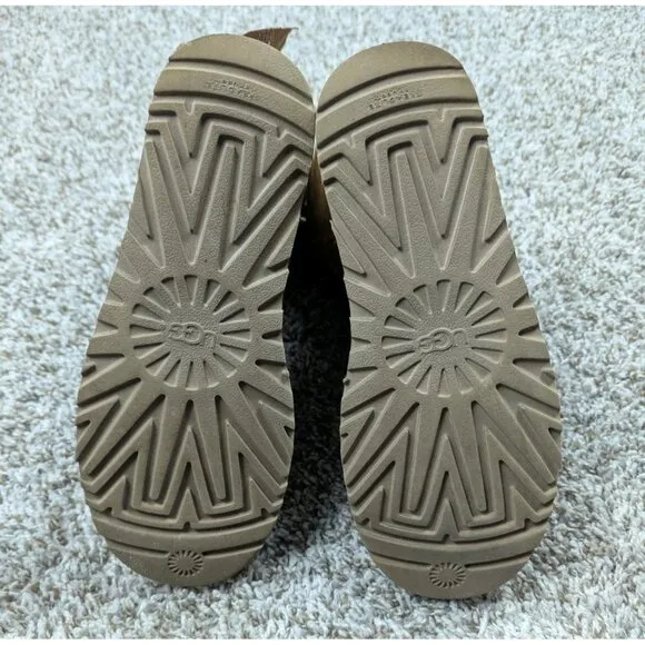 UGG Customizable Bailey Bow Short Boots Women's 8 Chestnut Bow