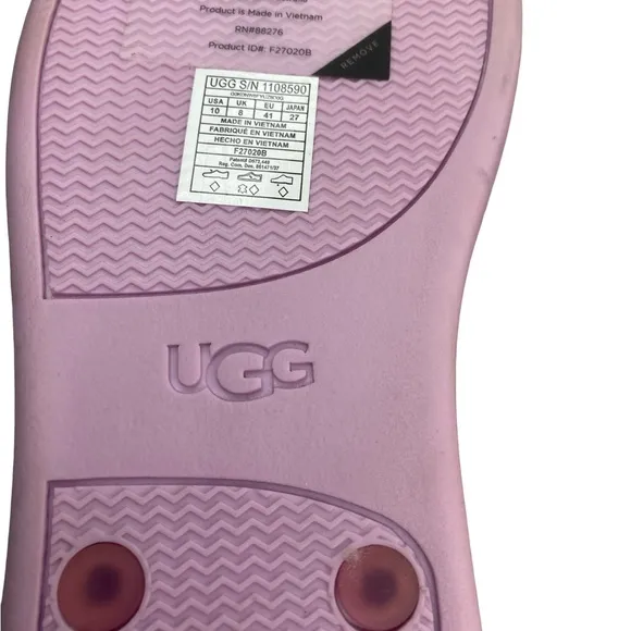 UGG fluffy Sandals Woman’s  Size 10