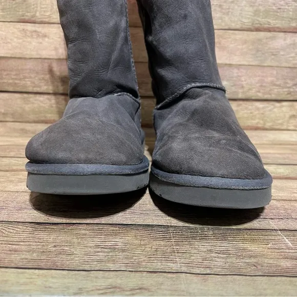 Ugg Grey Suede Classic Short Boots