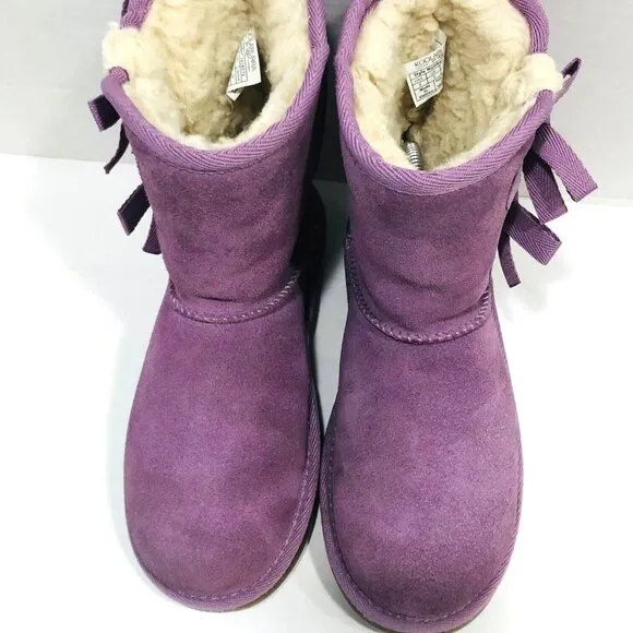 UGG Koolaburra  Suede Victoria Short Boots Girl's 3 Lavndr Suede Sheepskin Lined