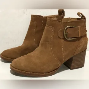 Ugg Leahy Ankle Boots
