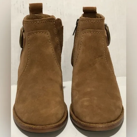 Ugg Leahy Ankle Boots