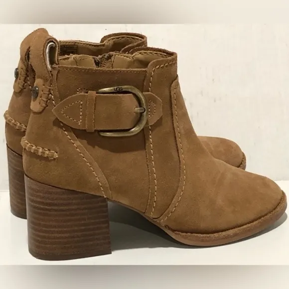 Ugg Leahy Ankle Boots