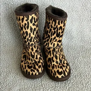 Ugg leopard print classic short boots classic calf hair animal print boots