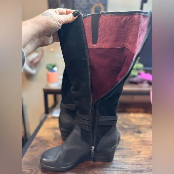 UGG Lesley Tall Leather Wedge Boots. Black Size 6