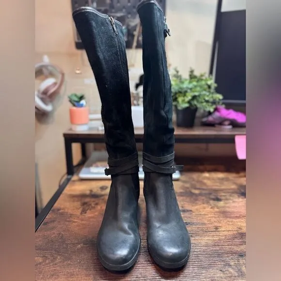UGG Lesley Tall Leather Wedge Boots. Black Size 6