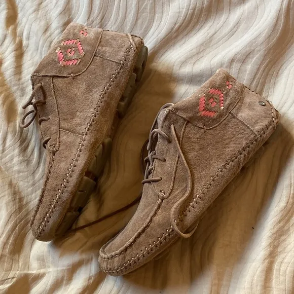 Ugg new short boots Rustic weave chestnut