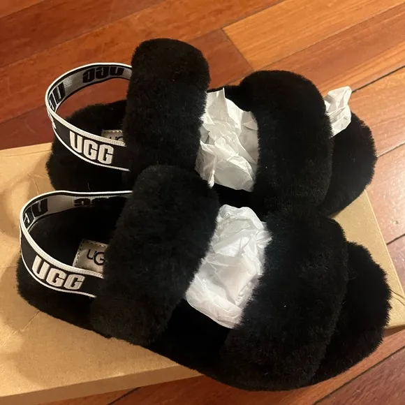UGG Ok Yeah Black Fluffy Sandals