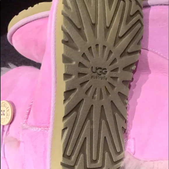 UGG PINK BAILEY BUTTON BOOTS