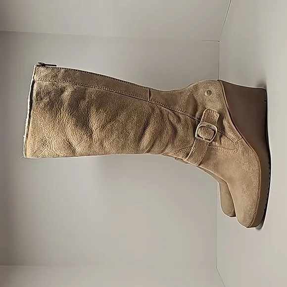 UGG Seline Boots Knee High Tall Wedge Suede Sheepskin Shearling Sand Rear Zip 9