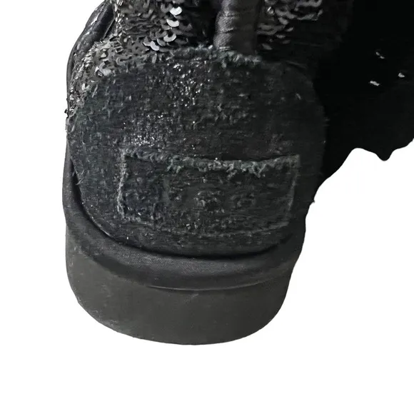 Ugg Short Cosmos Sequin Boots Size 8